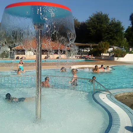 Mobil Familial Landes Campsite Sainte-Eulalie-en-Born